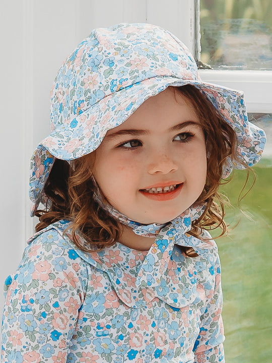 'Betsy' petal sunhat