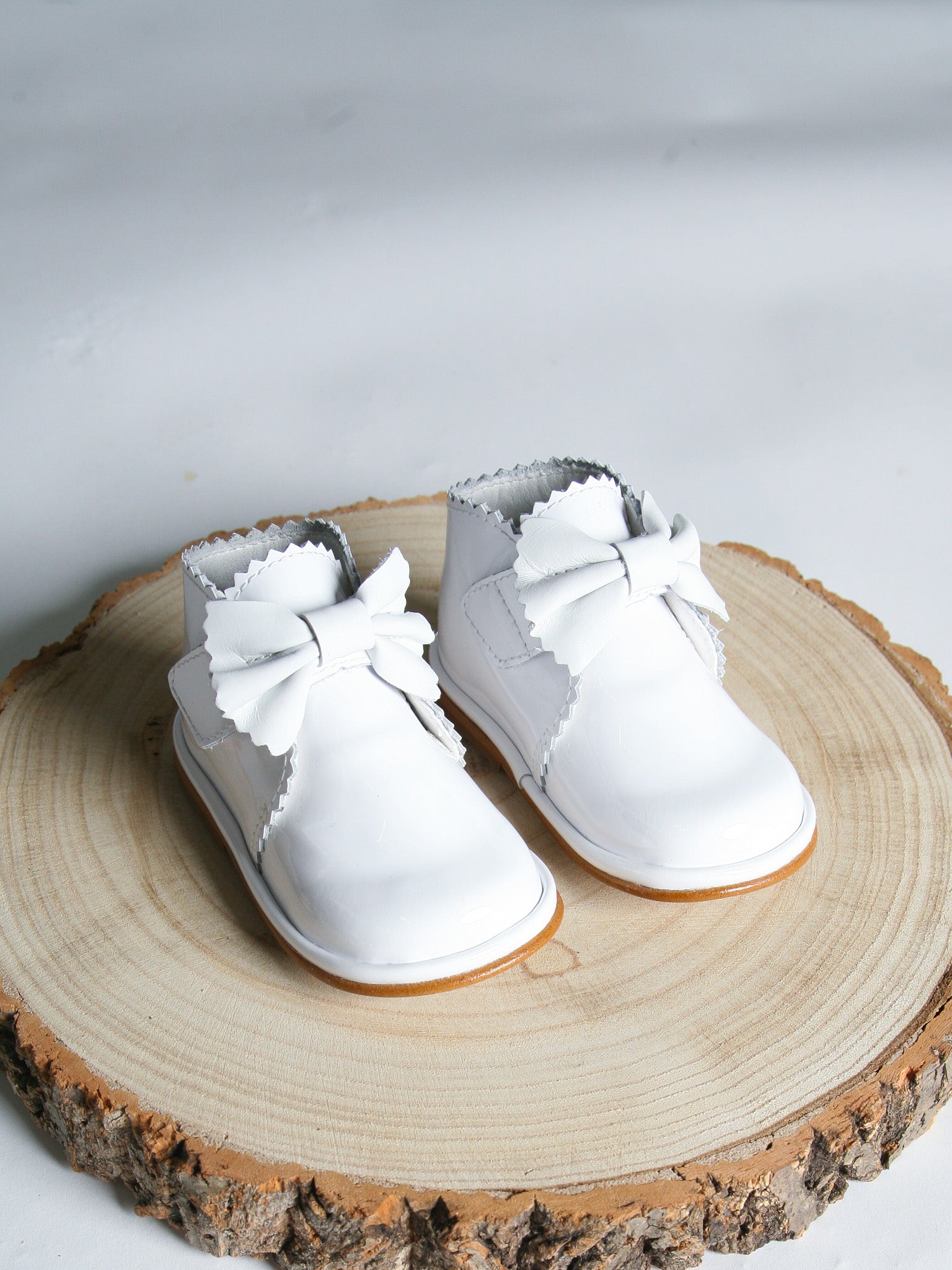 Borboleta White 'Sharon' Patent Leather Bow Boot – Rose Albert