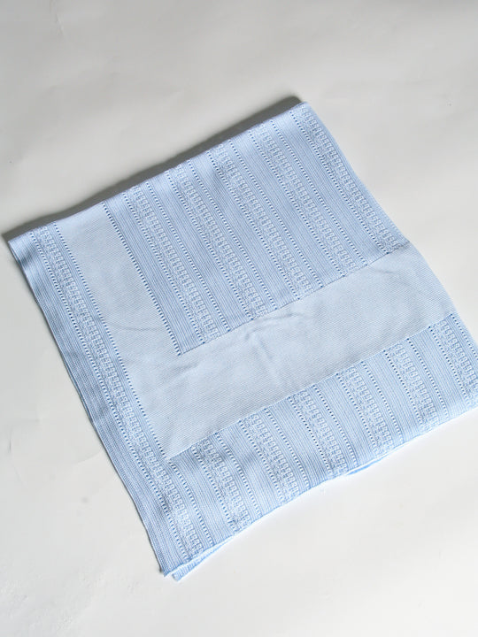 Mac Ilusion blue knitted blanket