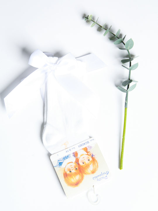 Pretty Originals Ivory Bow Knee Socks